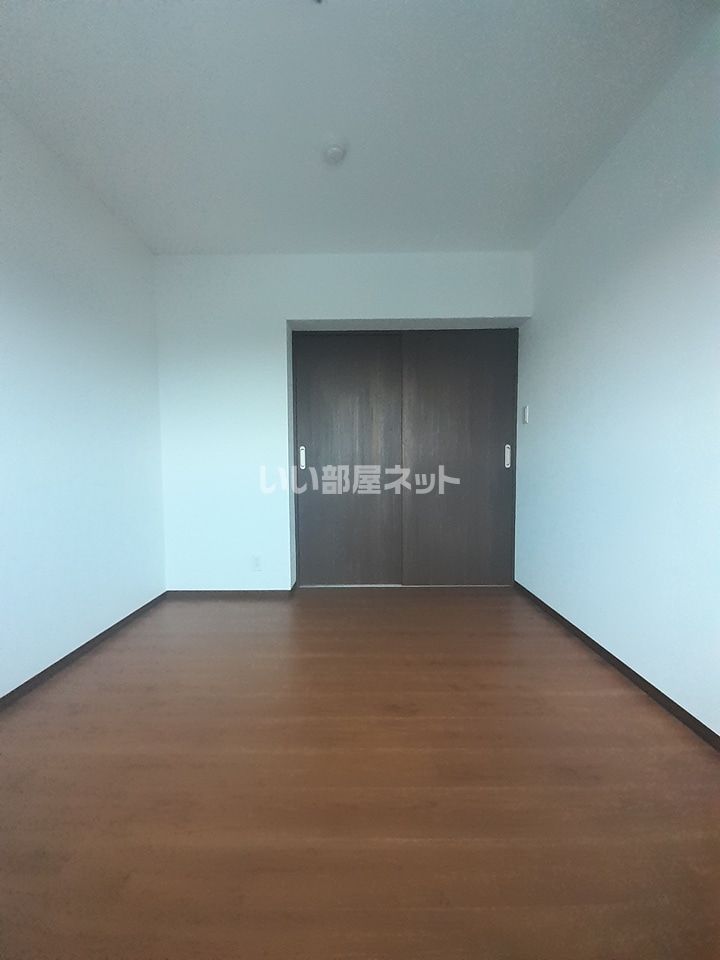ベッドルーム