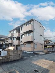 ゼルコバの外観画像
