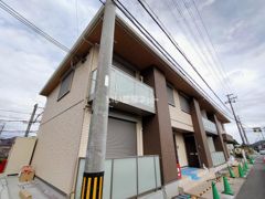 プルニエールの外観画像