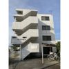 日成マンションの外観