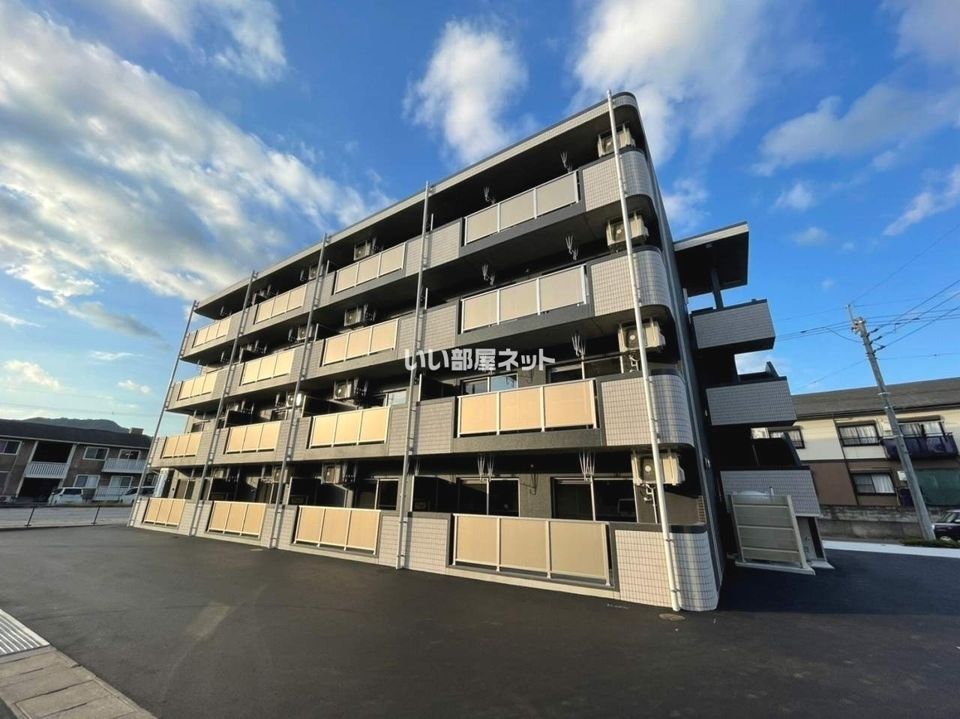 BASIC B.L.D 霧島の外観画像