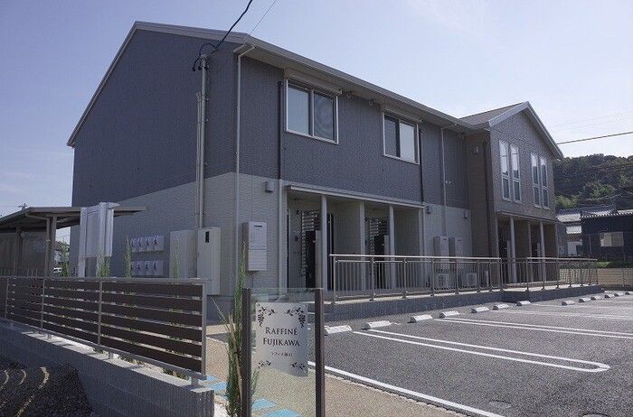 ラフィネ藤川の外観画像