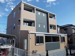 ランドロードU E棟の外観画像