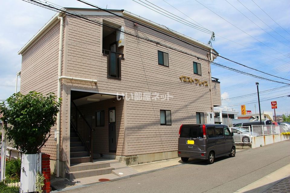 イエストプレイスの外観画像