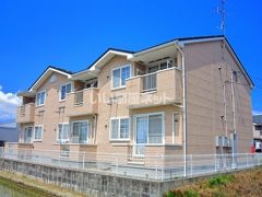 ピースフィールドの外観画像