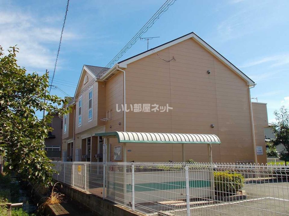 トミハイツの外観画像