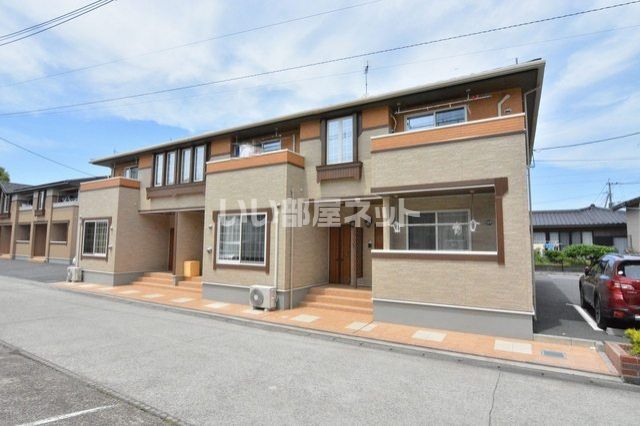 ドルチェヴィータ弐号館の外観画像