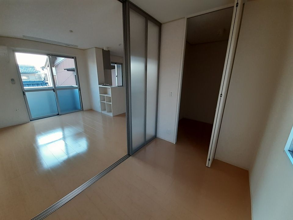 ベッドルーム