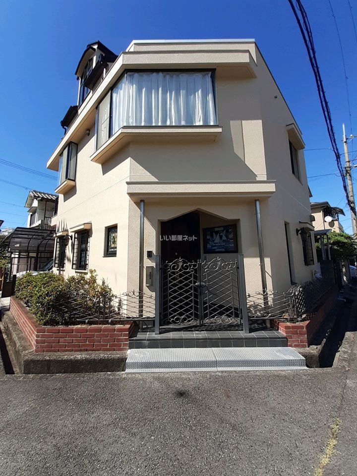 泉佐野市笠松1丁目8-11貸家の外観画像