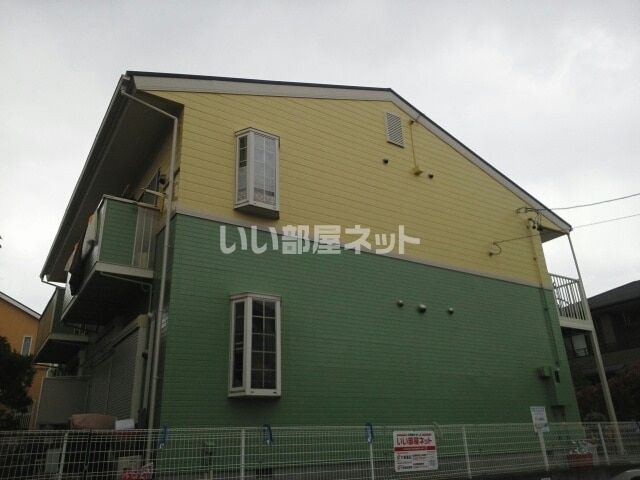 ファミ-ル渡辺の外観画像