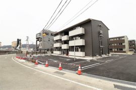 ラ・トゥール山城西 A棟の外観画像