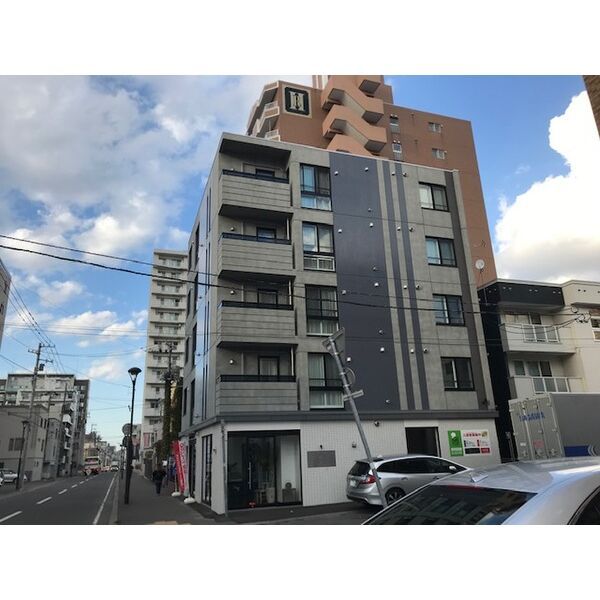 ル・ヌアージュ山鼻南の外観画像