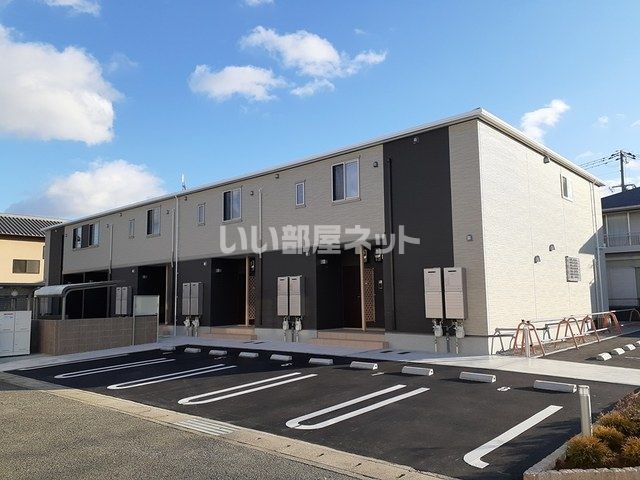 グランド オーヴェスト 宇佐崎の外観画像