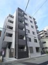 アドラストの外観