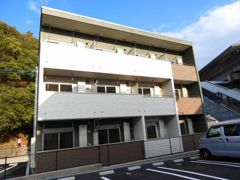 リトルナーレ伴駅前の外観画像