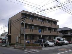 センプリーチェの外観画像