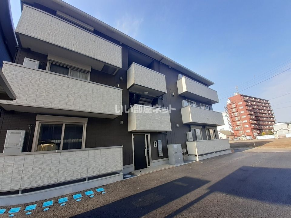 クレストハイムの外観画像