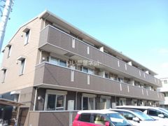 パインコートにほの外観画像