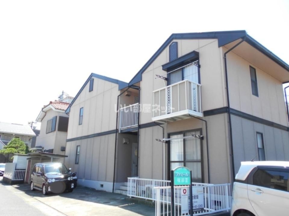 ファミール堀部Ⅲ A棟の外観画像