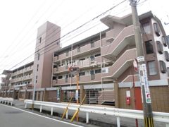 ラーバンハイツの外観画像
