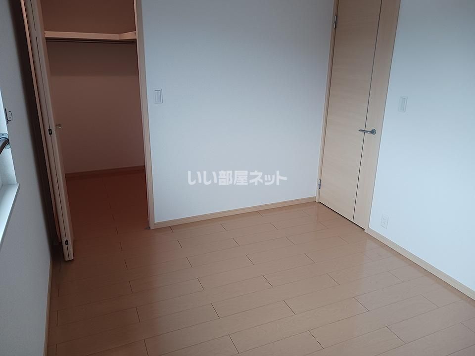 ベッドルーム