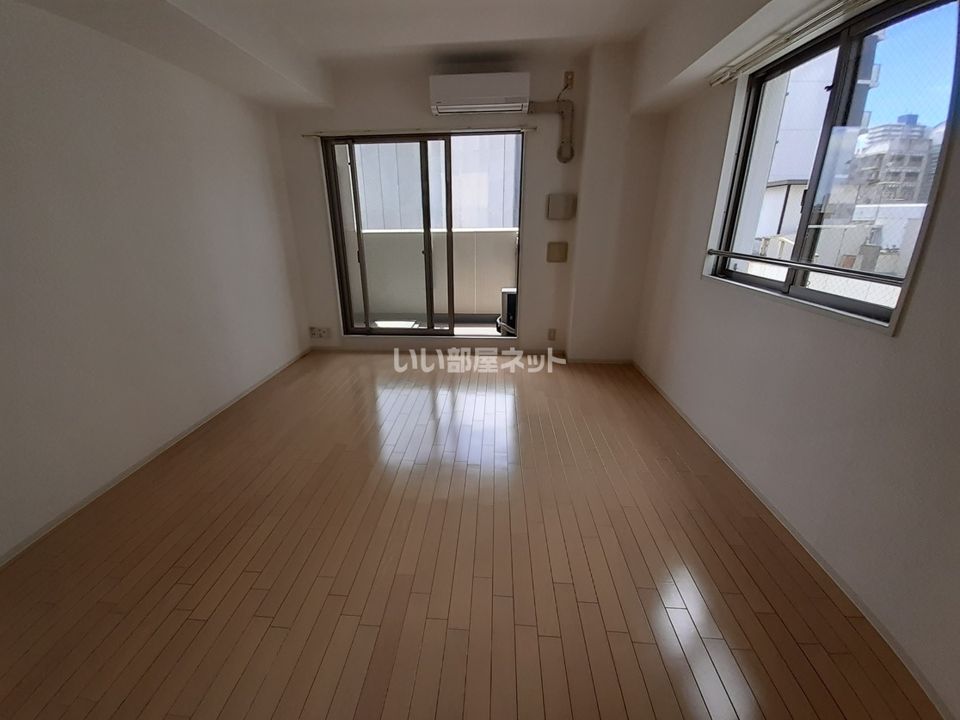 ベッドルーム