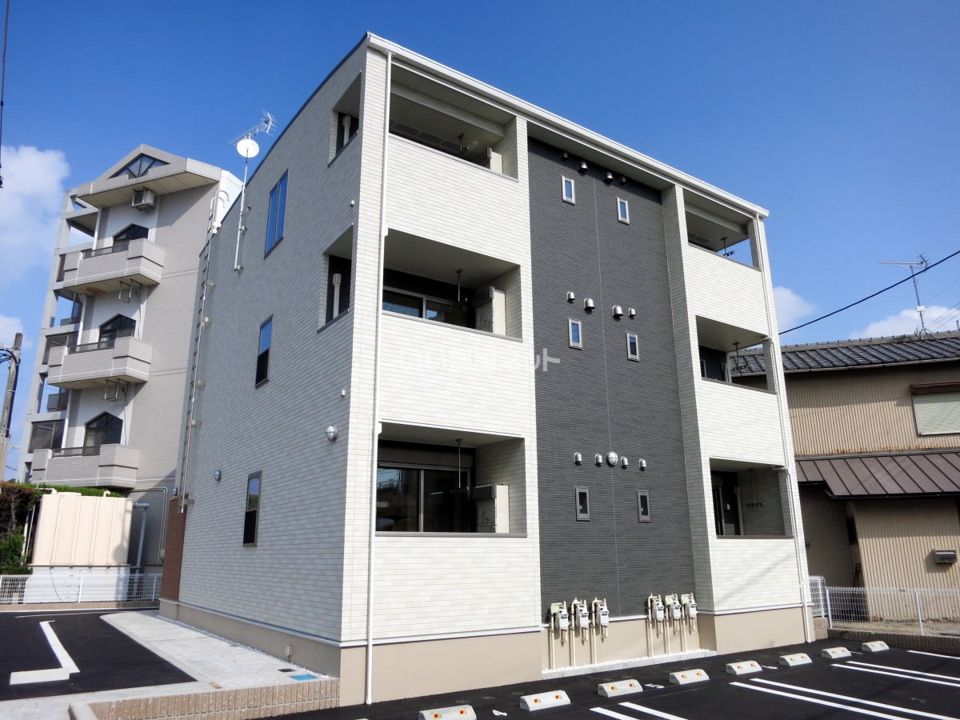 キャメロットの外観画像