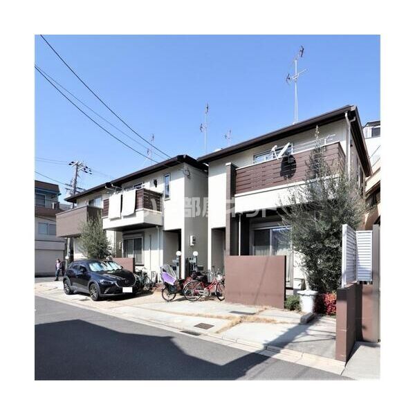 足代南戸建貸家A・B・C棟の外観画像