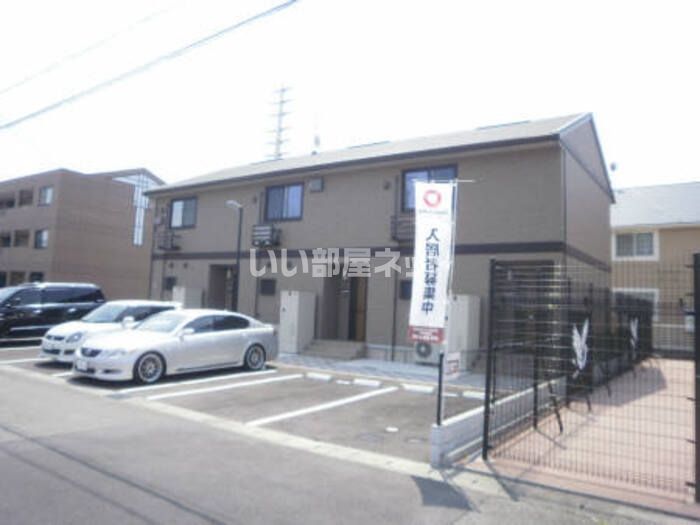 アンベリール中島の外観画像