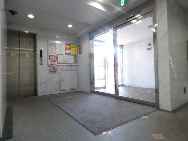 ロビー