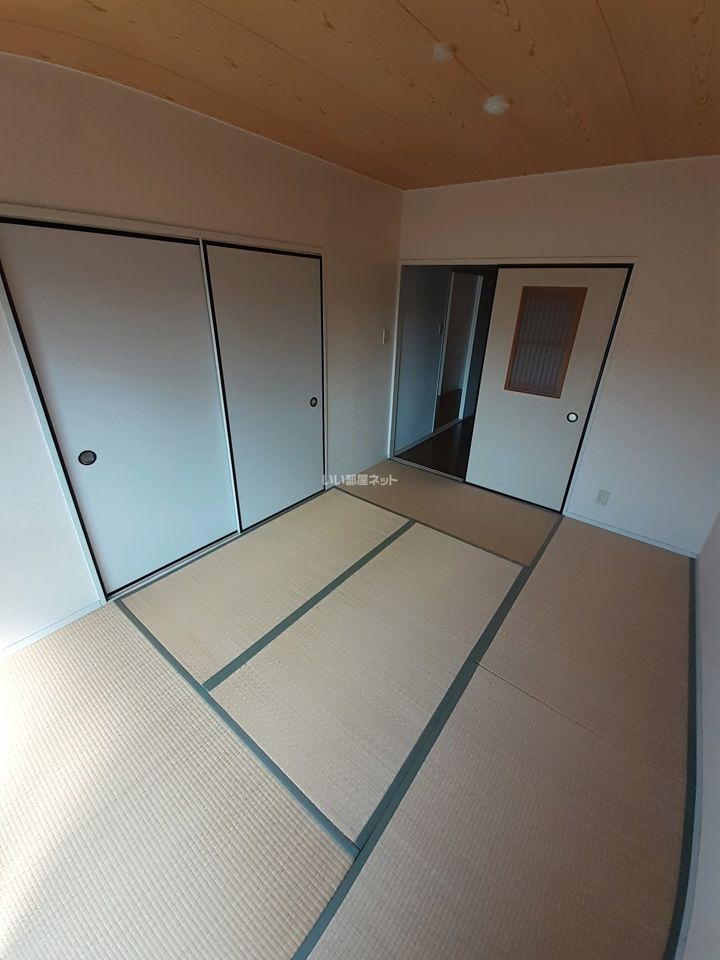 ベッドルーム