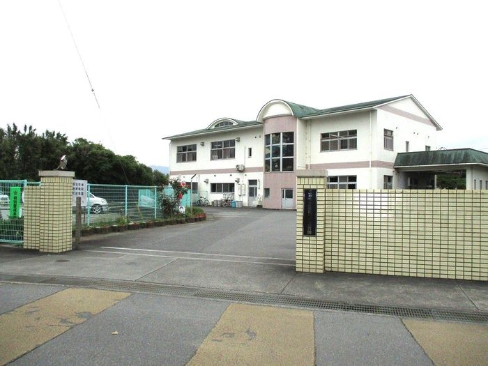 近くに施設あり