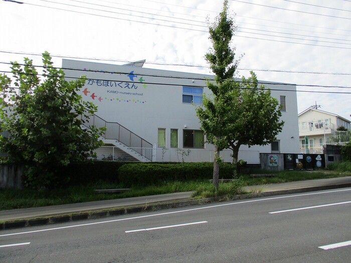近くに施設あり
