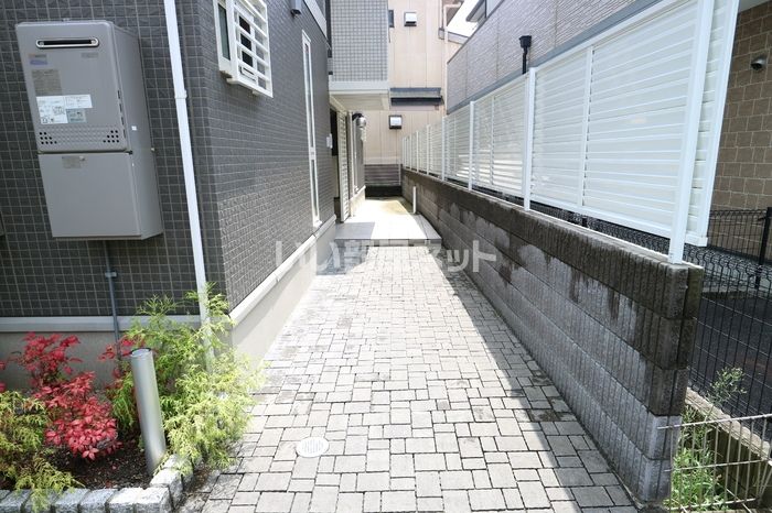 近くに施設あり
