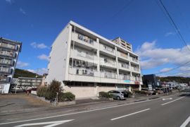 ファミーユⅡの外観画像