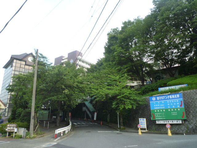 近くに施設あり