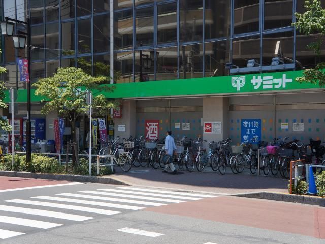 近くに施設あり