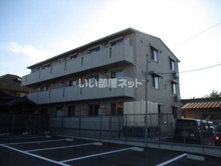 エイトヒルズの外観画像