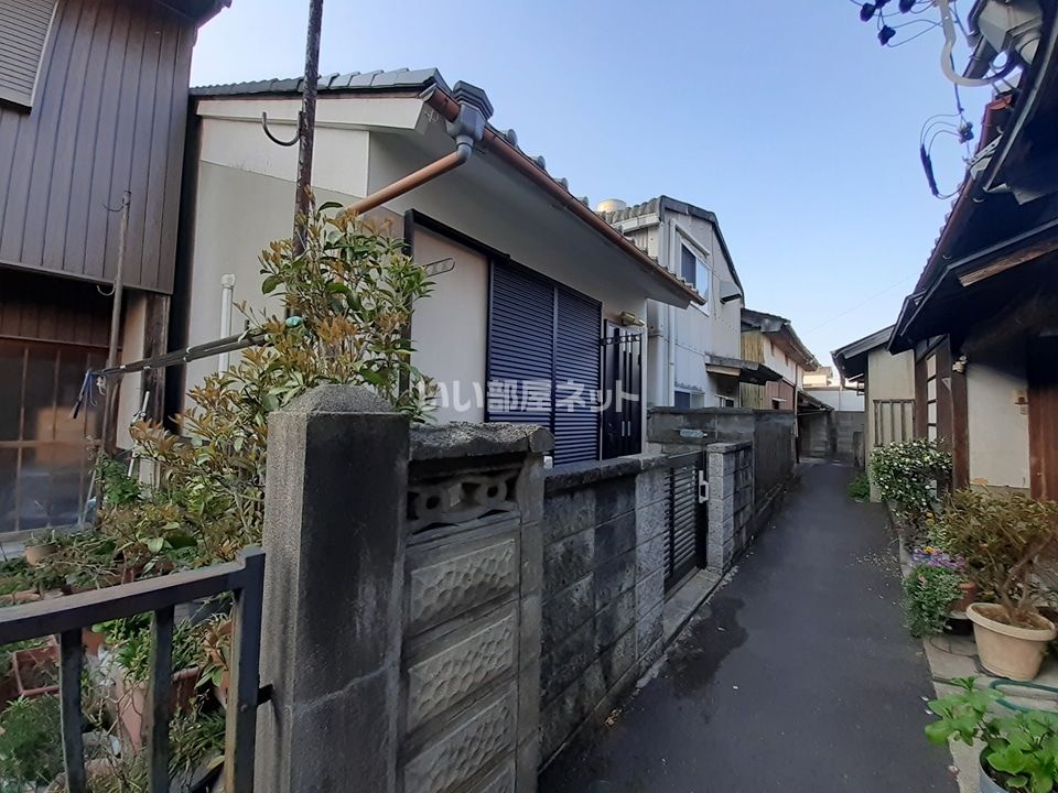 松崎町一戸建て賃貸の外観画像