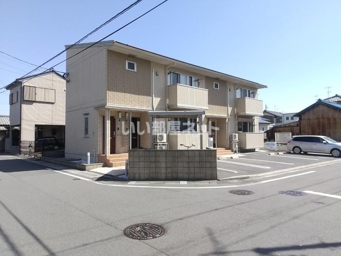 M’グランセの外観画像