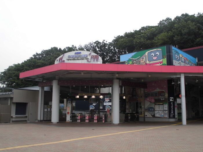 近くに施設あり