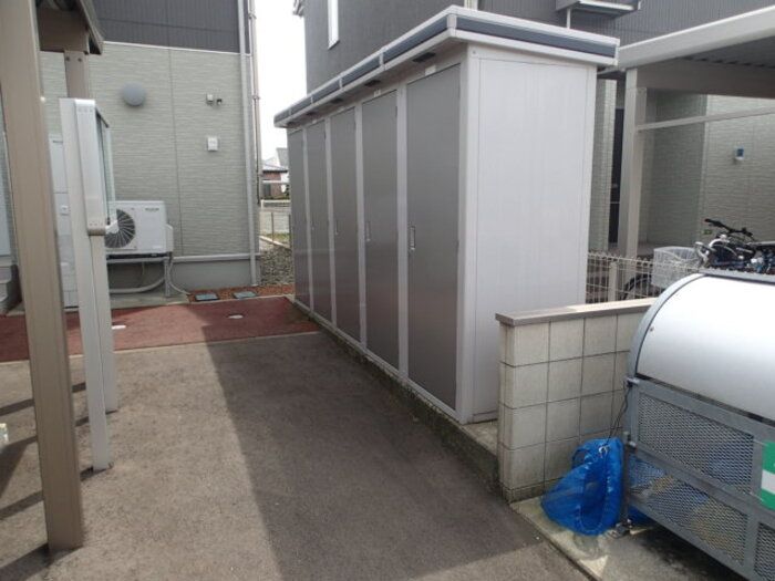 その他