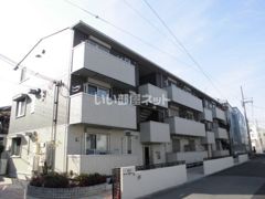 カーサ ポポラーレの外観画像