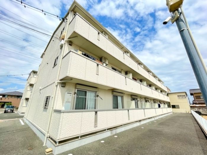 Blanc Village Bの外観画像