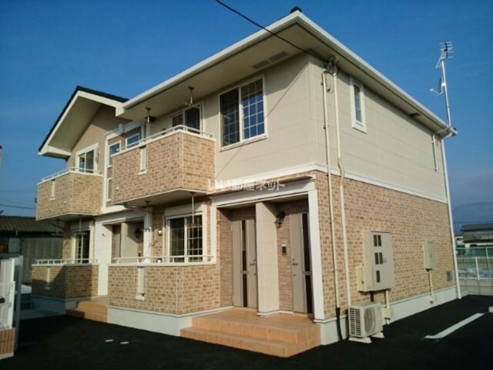 white hillsの外観画像