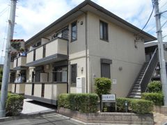シャルメゾン C棟の外観画像