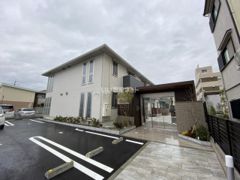 ラリュールの外観画像