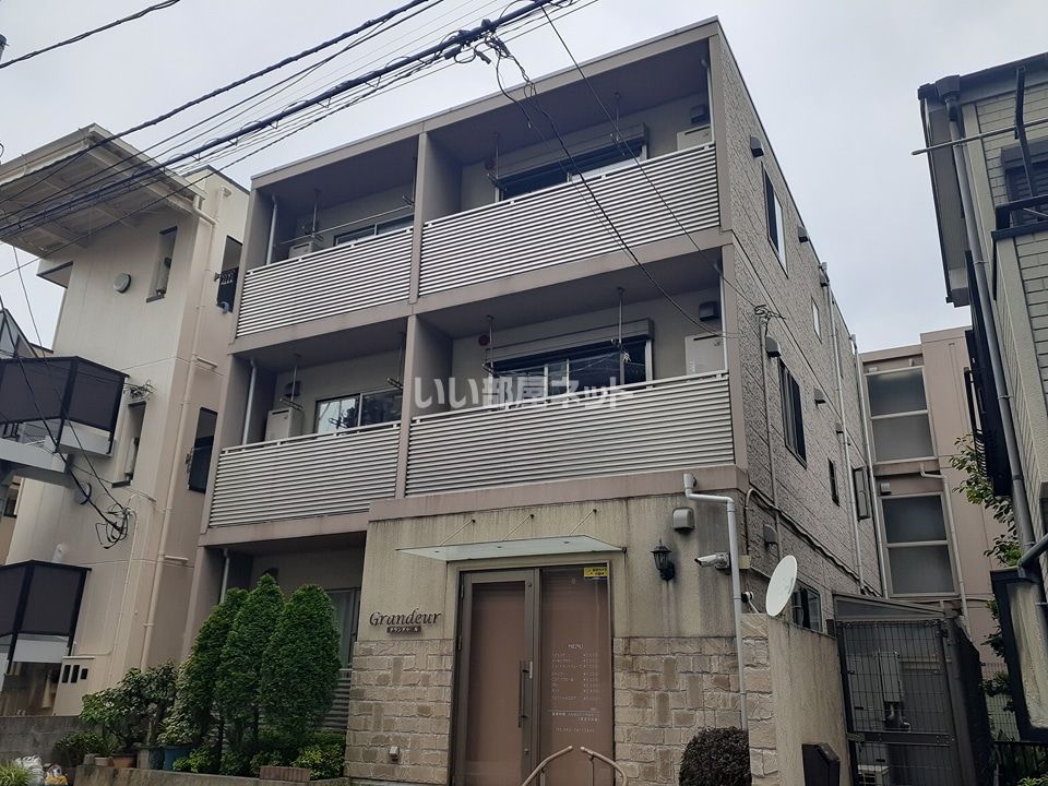 グランドゥールの外観画像