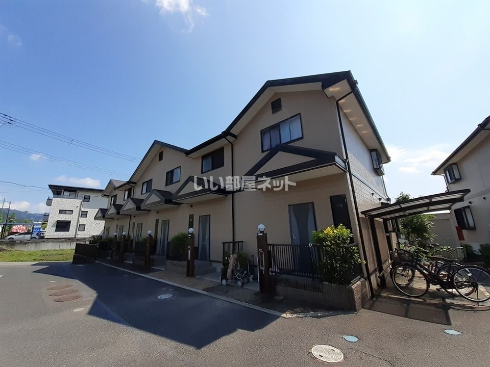 リヴェール日根野の外観画像
