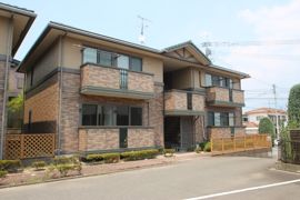 クローバーハイツ杉塚 C棟の外観画像